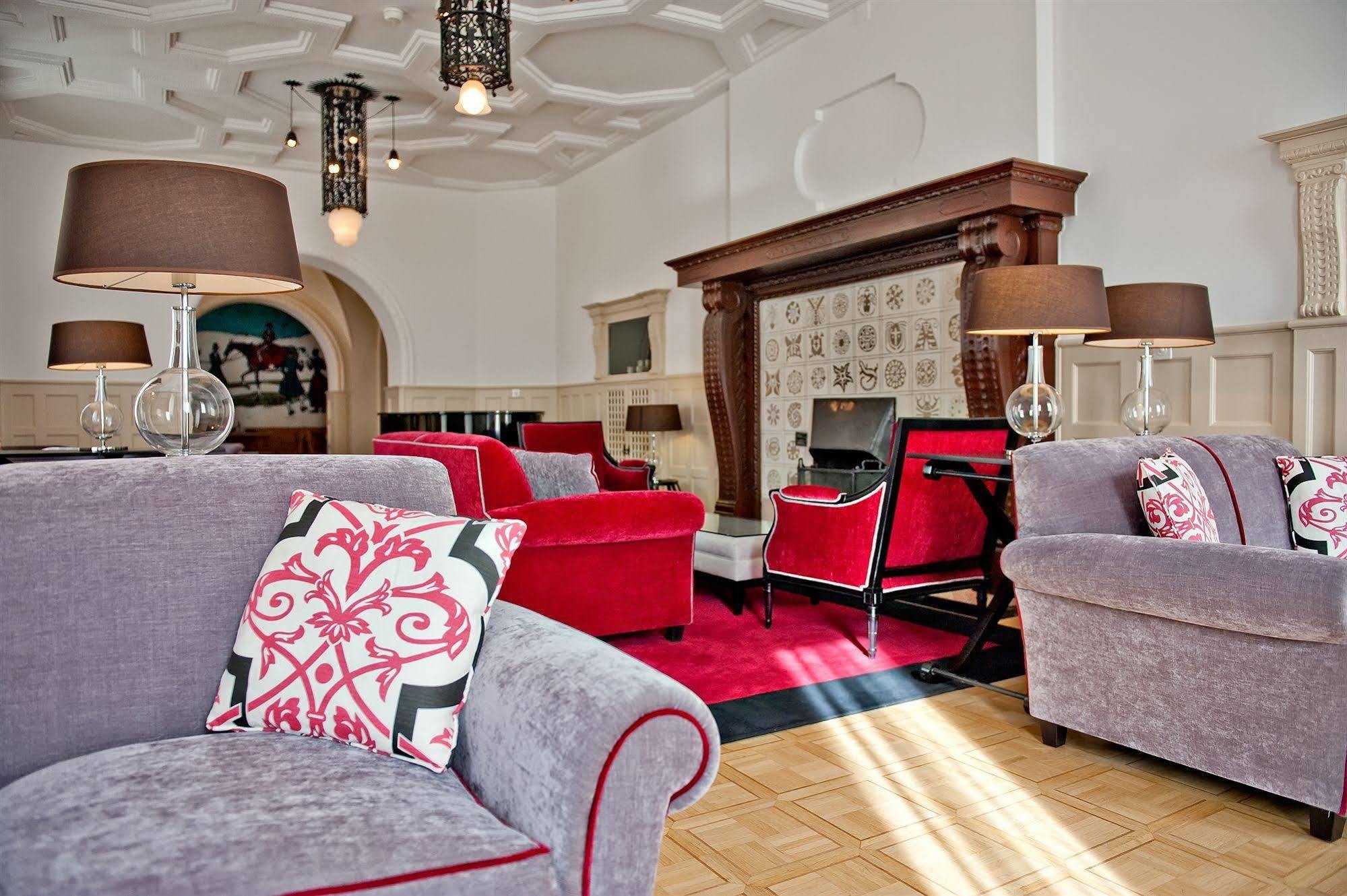 Hotel Engiadina Zuoz Luaran gambar